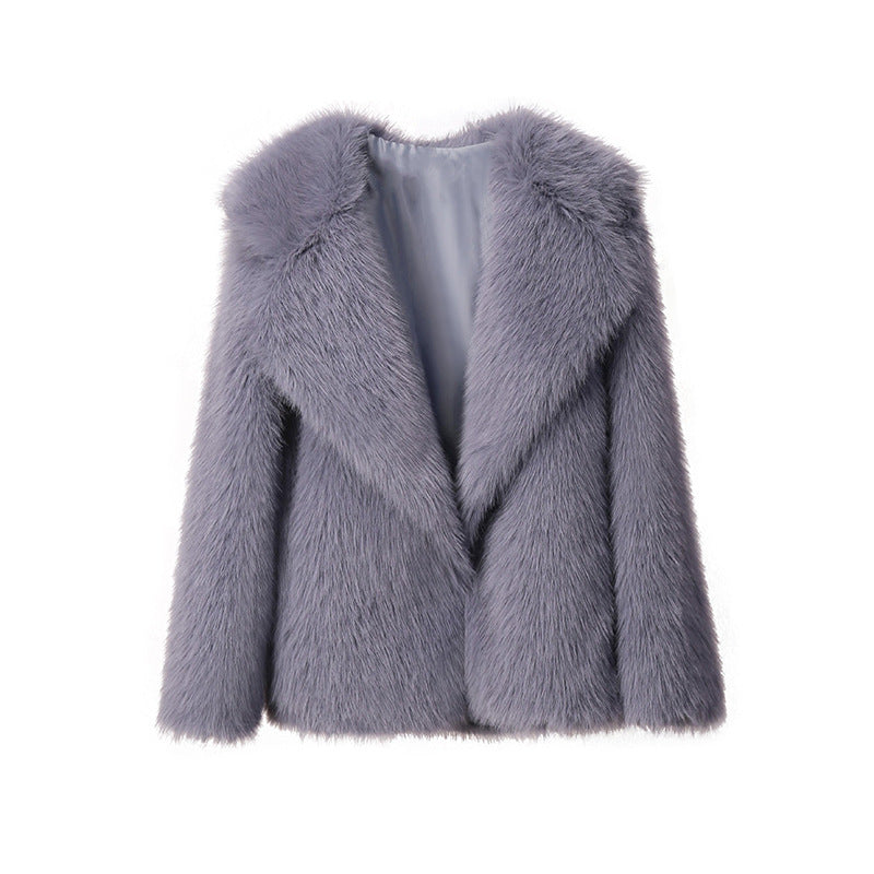 Veste courte en fausse fourrure – Douceur cocoon et élégance