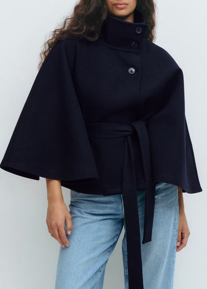 Veste Cape Dramatique Féminine