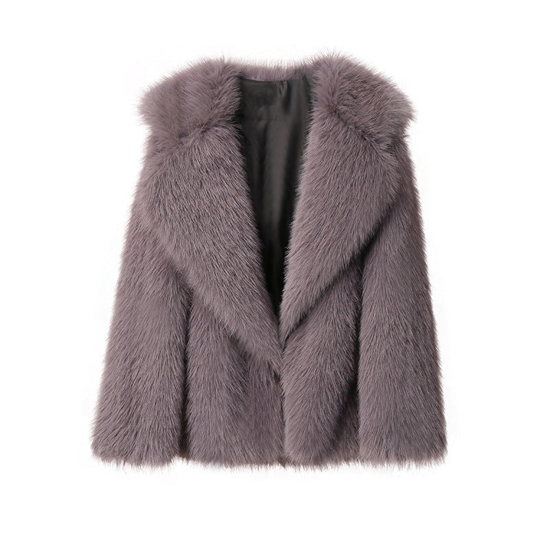 Veste courte en fausse fourrure – Douceur cocoon et élégance