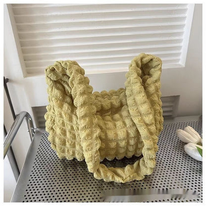 Sac cabas en maille – Effet doudou et style tendance
