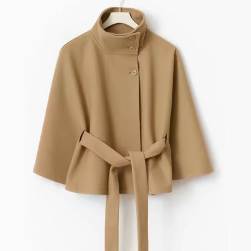 Veste Cape Dramatique Féminine