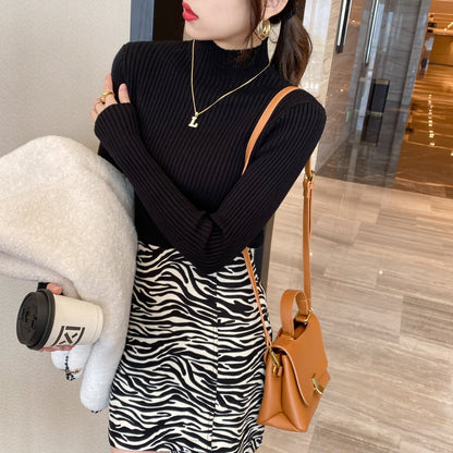 Pull côtelé à col montant – Coupe ajustée et allure chic